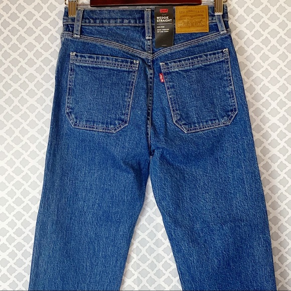 NWT Levi’s High Rise Wedgie Fit Straight Jeans - Picture 10 of 14